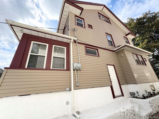 28 morningstar Road, Staten Island, NY 10303