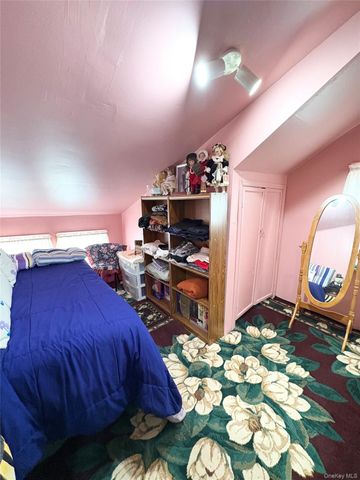 28 morningstar Road, Staten Island, NY 10303