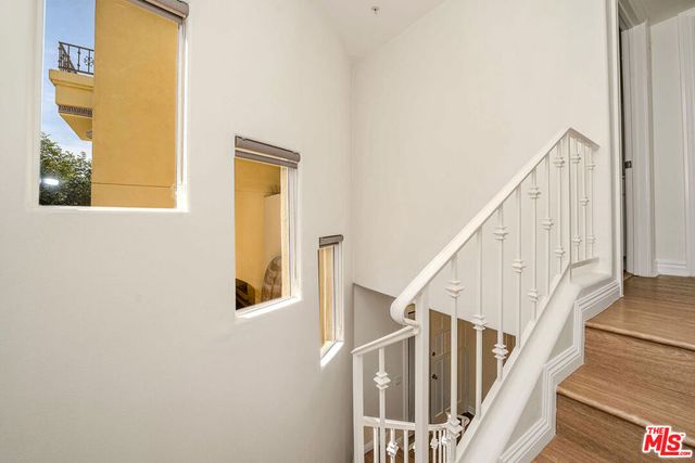 2311 Schader Drive 101, Santa Monica, CA 90404