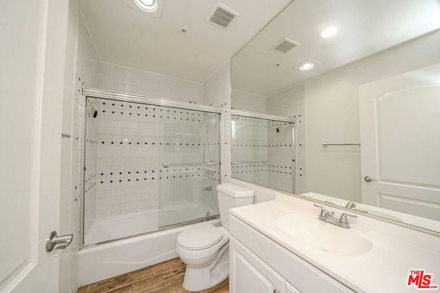 2311 Schader Drive 101, Santa Monica, CA 90404