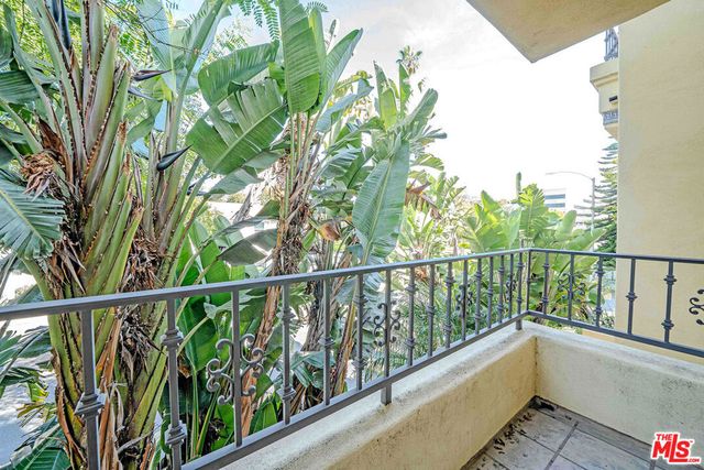 2311 Schader Drive 101, Santa Monica, CA 90404