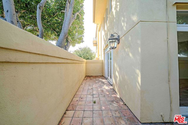 2311 Schader Drive 101, Santa Monica, CA 90404