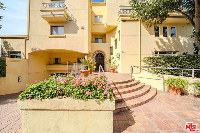 2311 Schader Drive 101, Santa Monica, CA 90404