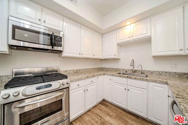 2311 Schader Drive 101, Santa Monica, CA 90404