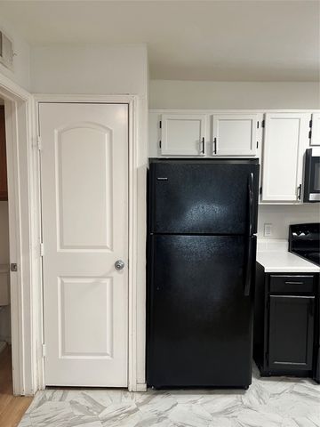 6108 Abrams Road 303, Dallas, TX 75231