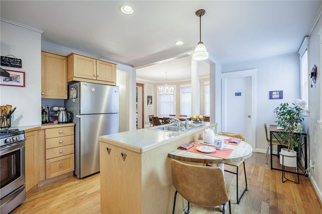 1035 Park Avenue, Rochester, NY 14610