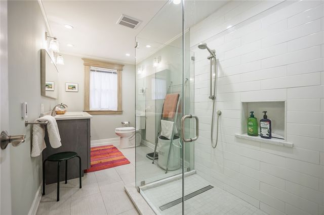 1035 Park Avenue, Rochester, NY 14610