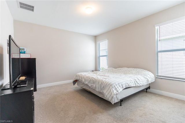 802 Friendship CIR, Labelle, FL 33935