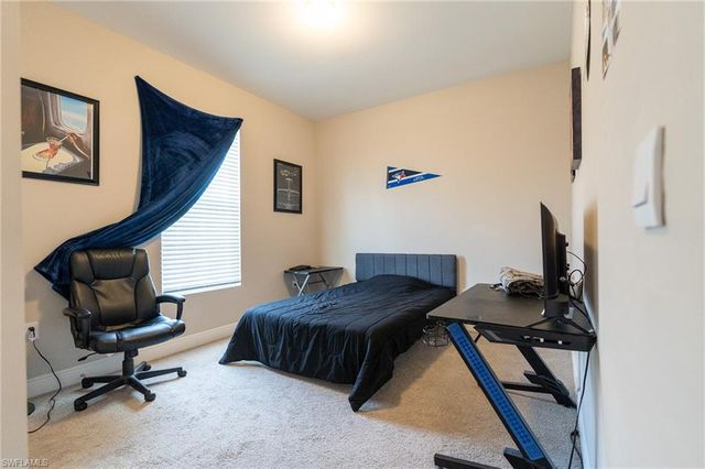 802 Friendship CIR, Labelle, FL 33935