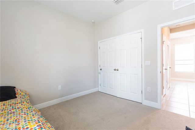 802 Friendship CIR, Labelle, FL 33935