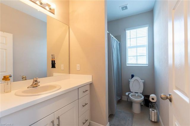 802 Friendship CIR, Labelle, FL 33935