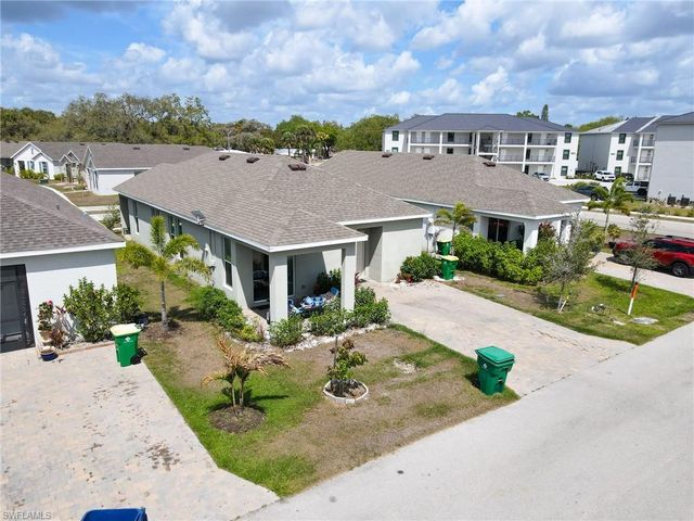 802 Friendship CIR, Labelle, FL 33935