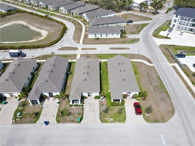 802 Friendship CIR, Labelle, FL 33935