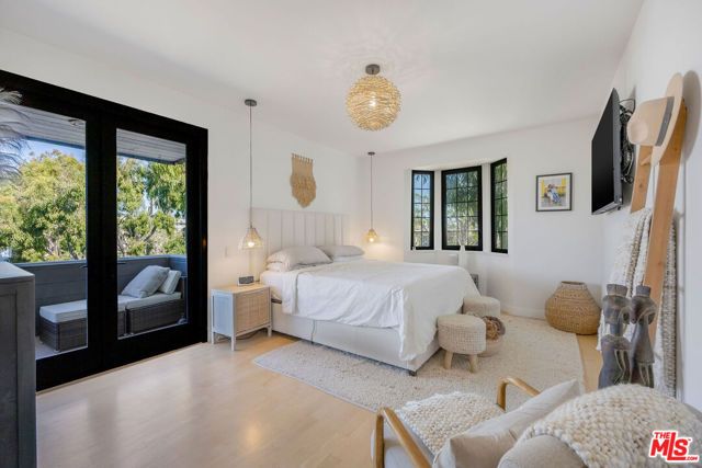 4600 Via Dolce 301, Marina Del Rey, CA 90292