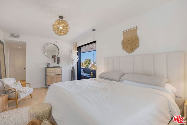 4600 Via Dolce 301, Marina Del Rey, CA 90292