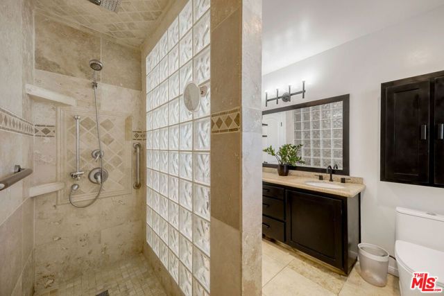 4600 Via Dolce 301, Marina Del Rey, CA 90292