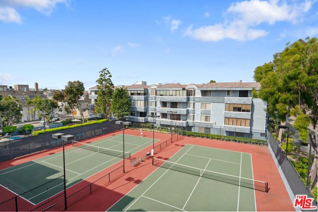 4600 Via Dolce 301, Marina Del Rey, CA 90292