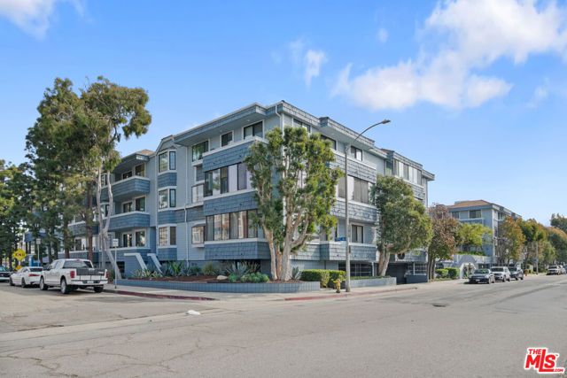 4600 Via Dolce 301, Marina Del Rey, CA 90292