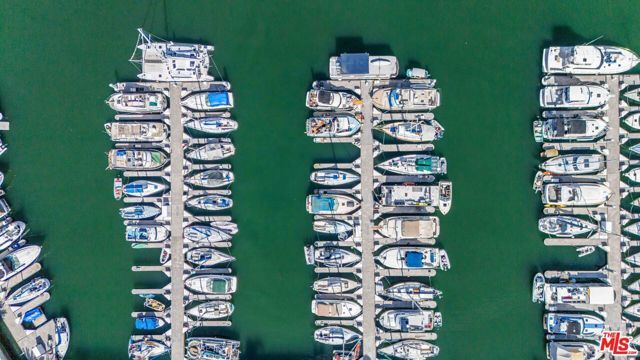 4600 Via Dolce 301, Marina Del Rey, CA 90292