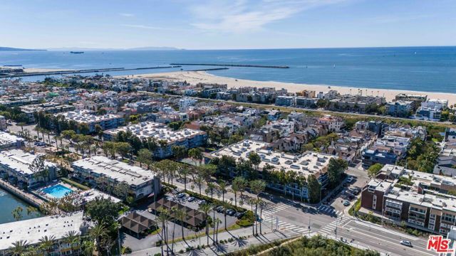 4600 Via Dolce 301, Marina Del Rey, CA 90292