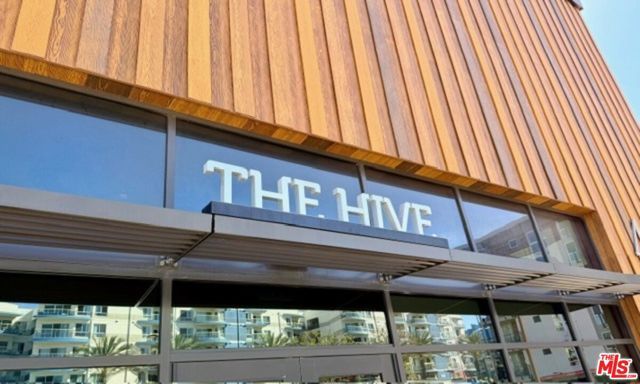 4600 Via Dolce 301, Marina Del Rey, CA 90292