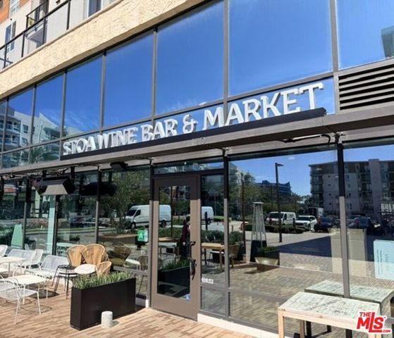 4600 Via Dolce 301, Marina Del Rey, CA 90292