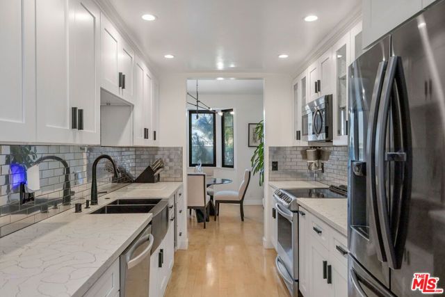 4600 Via Dolce 301, Marina Del Rey, CA 90292