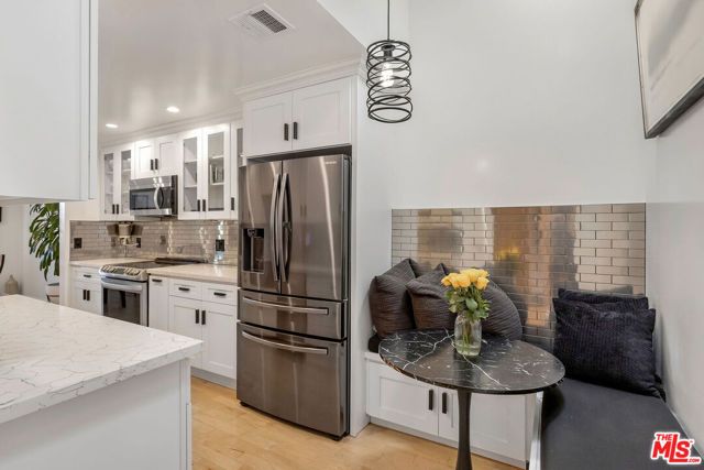 4600 Via Dolce 301, Marina Del Rey, CA 90292