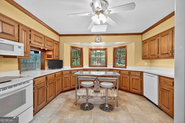 1249 Heritage Hills Circle, Snellville, GA 30078
