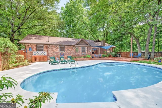 1249 Heritage Hills Circle, Snellville, GA 30078