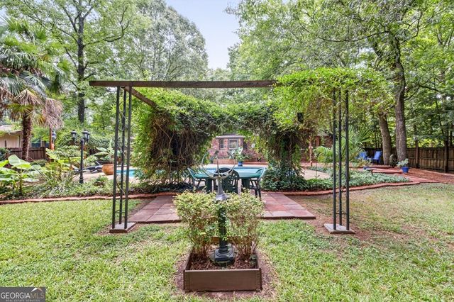 1249 Heritage Hills Circle, Snellville, GA 30078