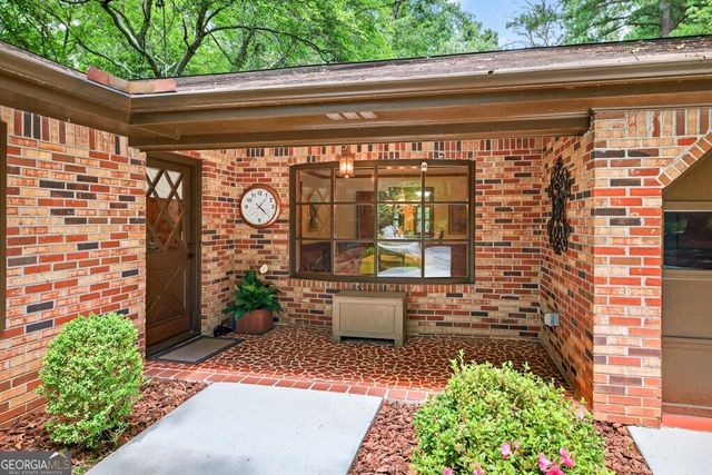 1249 Heritage Hills Circle, Snellville, GA 30078
