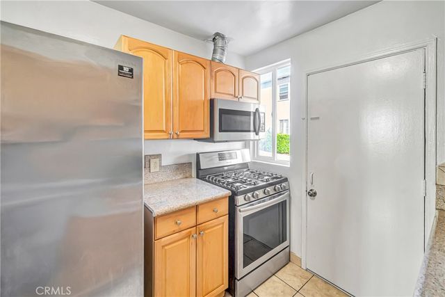 5741 Clemson, Los Angeles, CA 90016
