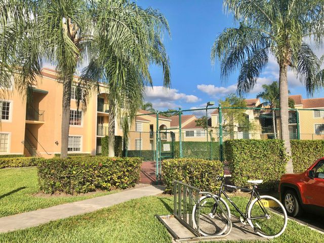 1755 Village Boulevard 102, West Palm Beach, FL 33409