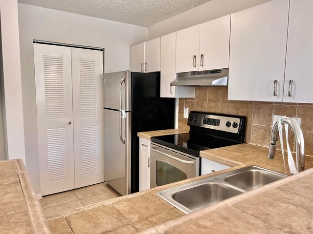 1755 Village Boulevard 102, West Palm Beach, FL 33409