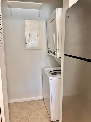 1755 Village Boulevard 102, West Palm Beach, FL 33409