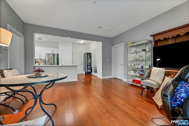 2107 Windsor Park Court 107, Englewood, NJ 07631