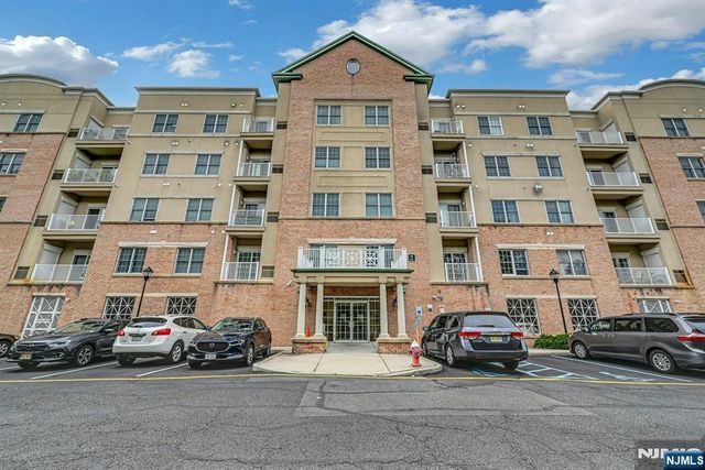 2107 Windsor Park Court 107, Englewood, NJ 07631