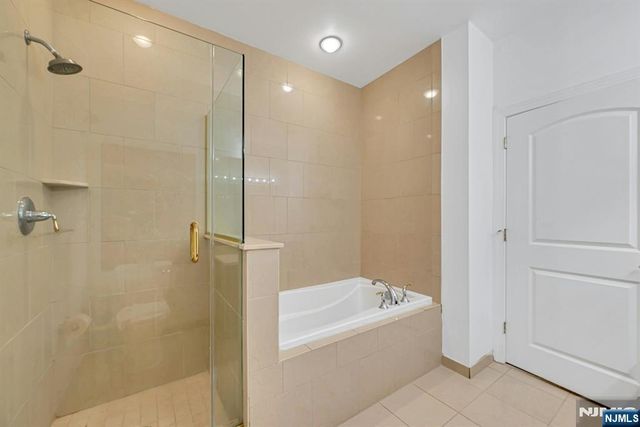 2107 Windsor Park Court 107, Englewood, NJ 07631