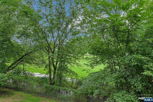 2107 Windsor Park Court 107, Englewood, NJ 07631