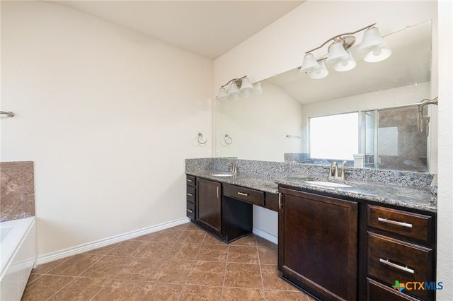 5202 Siltstone Loop, Killeen, TX 76542