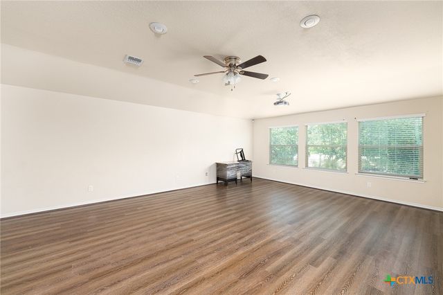 5202 Siltstone Loop, Killeen, TX 76542