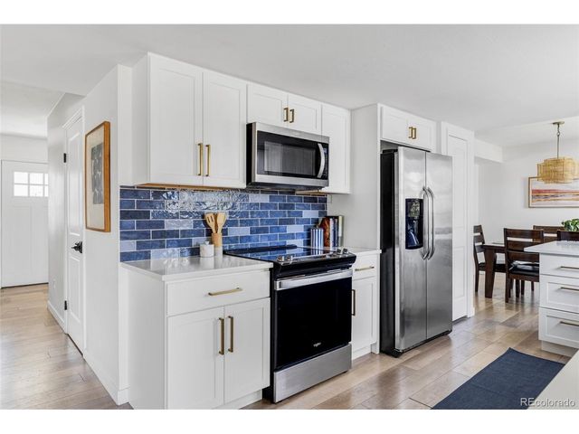 1129 S Kittredge St, Aurora, CO 80017