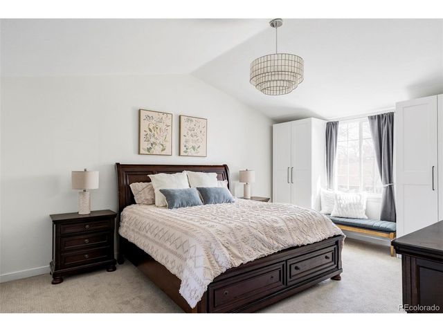 1129 S Kittredge St, Aurora, CO 80017