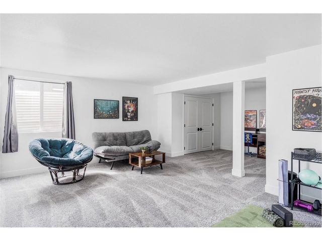 1129 S Kittredge St, Aurora, CO 80017