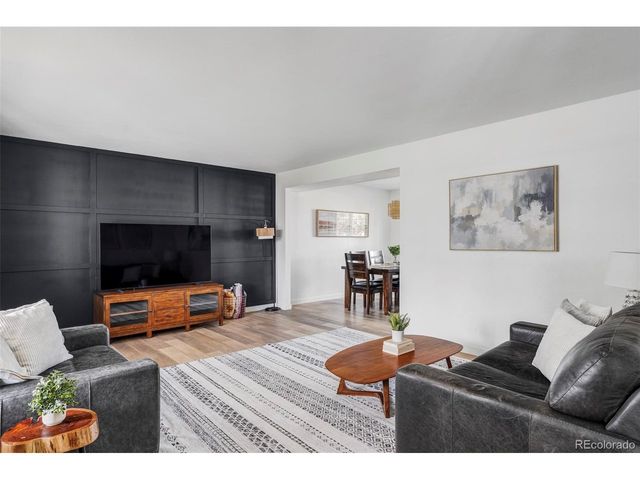 1129 S Kittredge St, Aurora, CO 80017