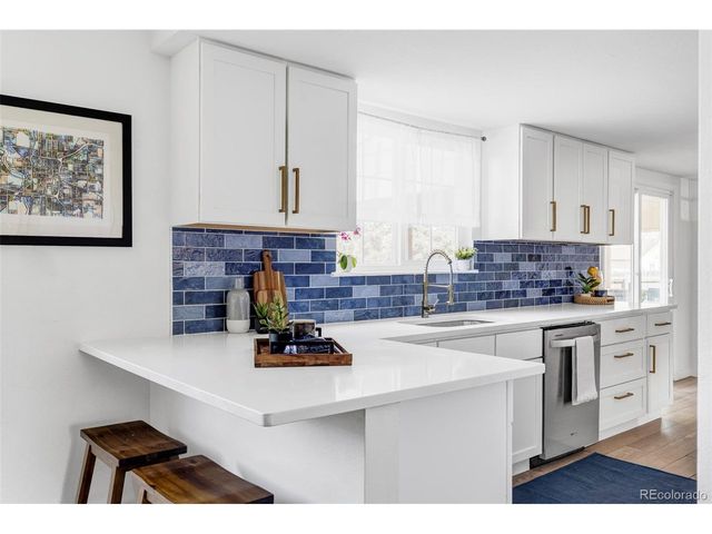 1129 S Kittredge St, Aurora, CO 80017