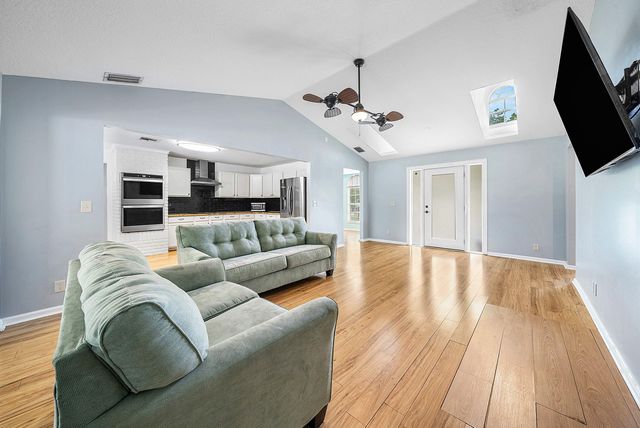 12325 89th Place N, West Palm Beach, FL 33412