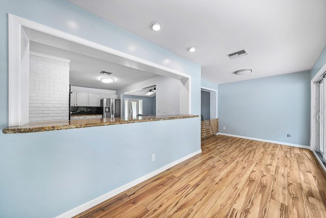 12325 89th Place N, West Palm Beach, FL 33412