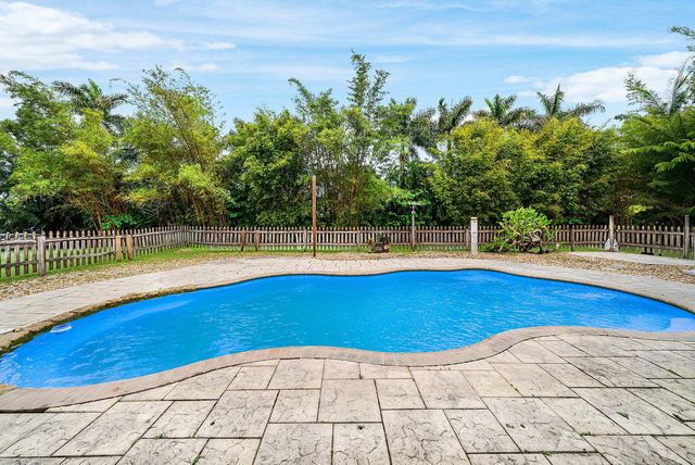 12325 89th Place N, West Palm Beach, FL 33412